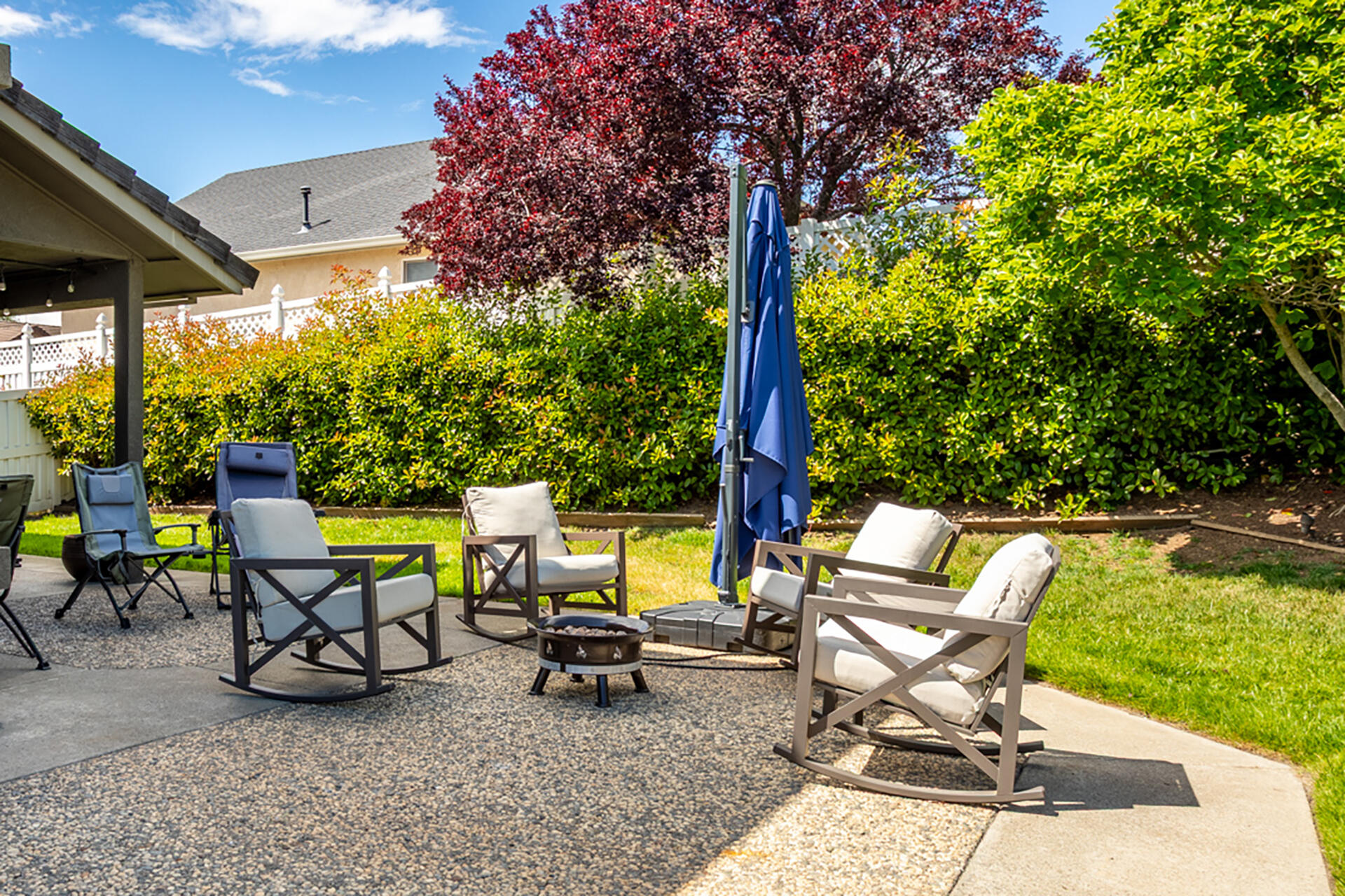 985 River Bend Road Redding, CA 96003 - Photo 3 of 66 Patio
