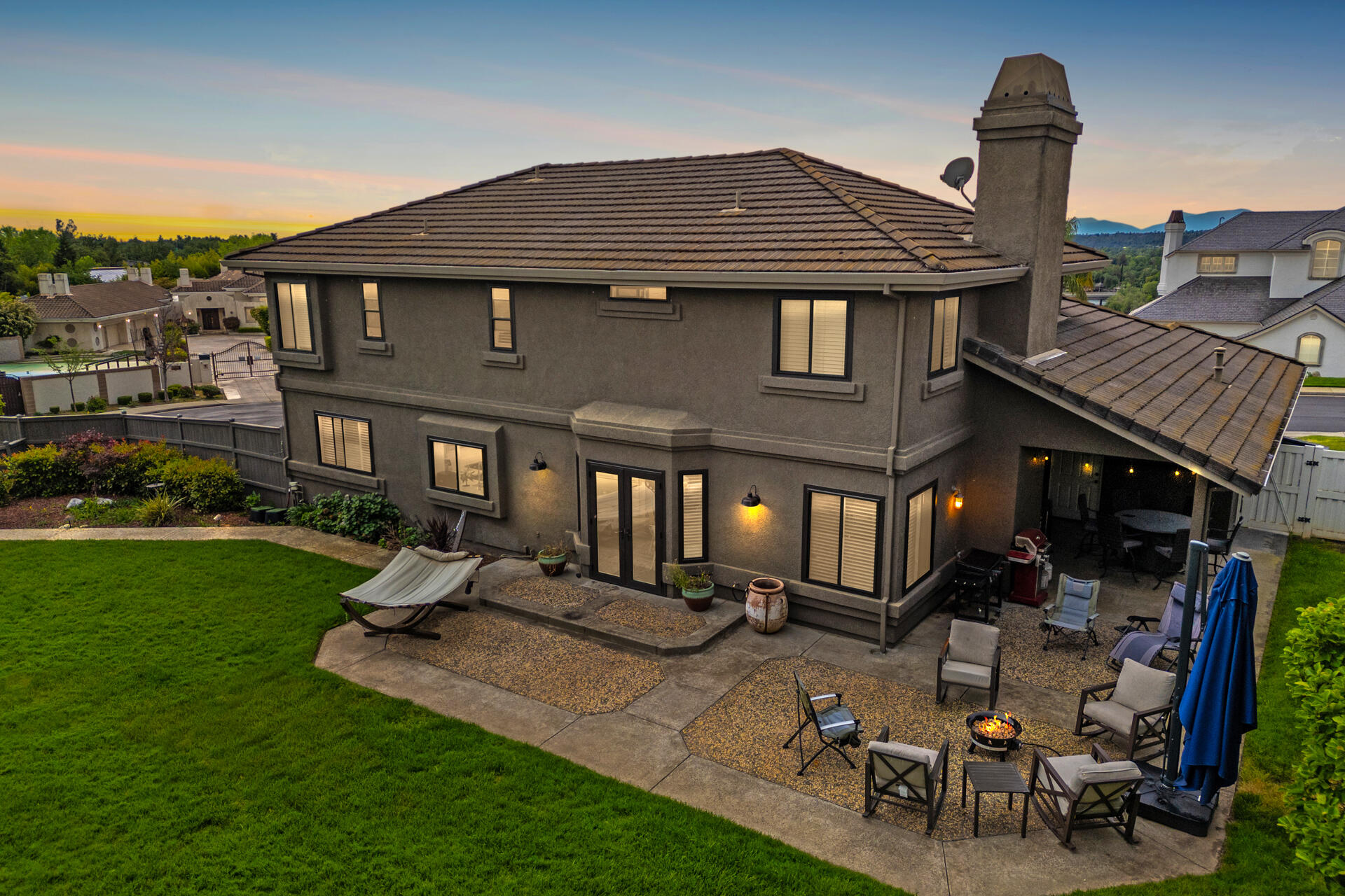 985 River Bend Road Redding, CA 96003 - Photo 53 of 66 Back of House