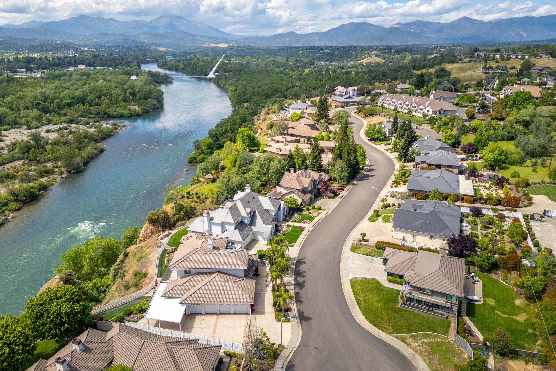 985 River Bend Road Redding, CA 96003 - Photo 58 of 66 Aerial View