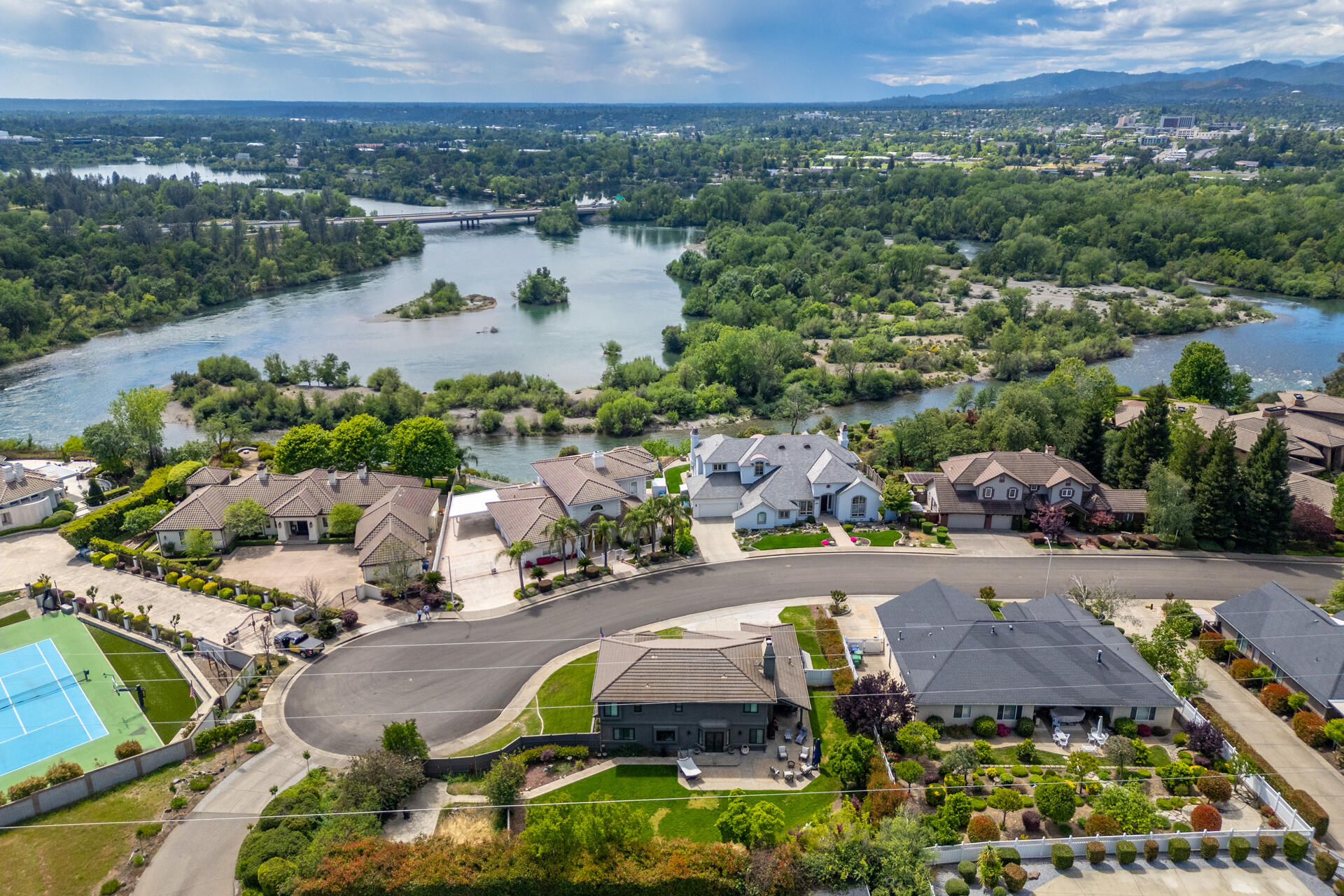 985 River Bend Road Redding, CA 96003 - Photo 59 of 66 Aerial View