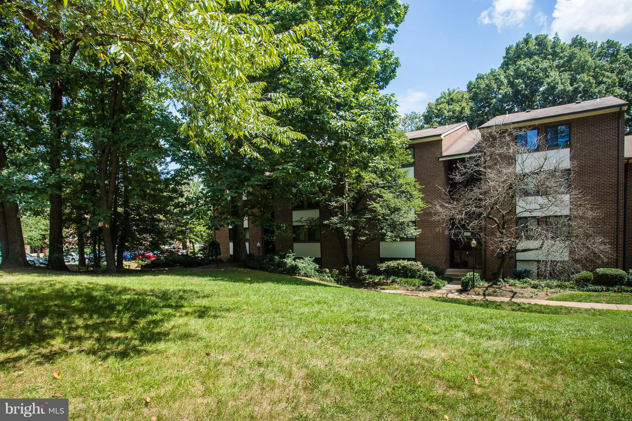 1403 Northgate Square, Unit 32B Reston, VA 20190 - Photo 20 of 21 Exterior (Front)