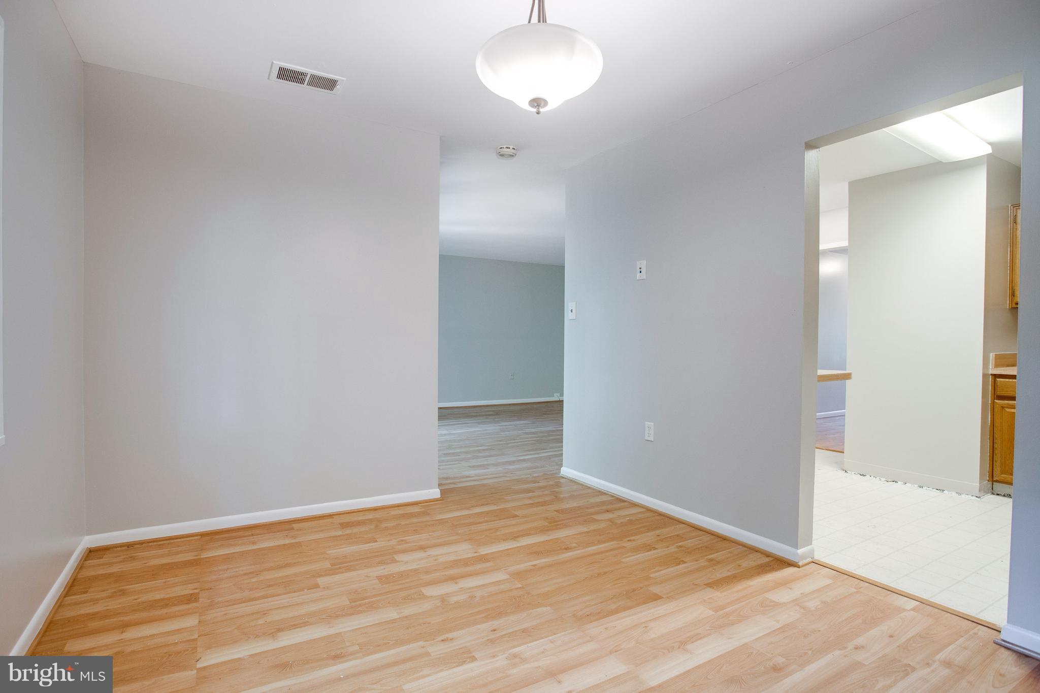1403 Northgate Square, Unit 32B Reston, VA 20190 - Photo 7 of 21 Dining Room