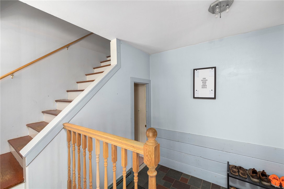 141 Diamond Hill Road Hopkinton, RI 02804 - Photo 8 of 37