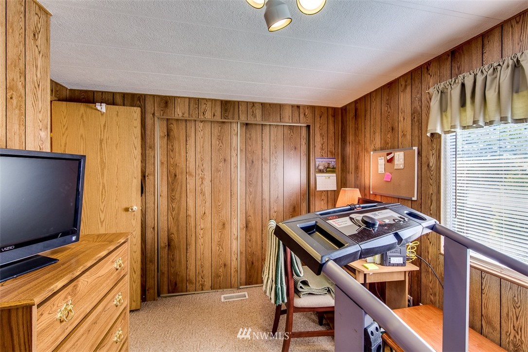 3724 Pine Road Northeast, Unit 16 Bremerton, WA 98310 - Photo 13 of 24 Gallery Image 13
