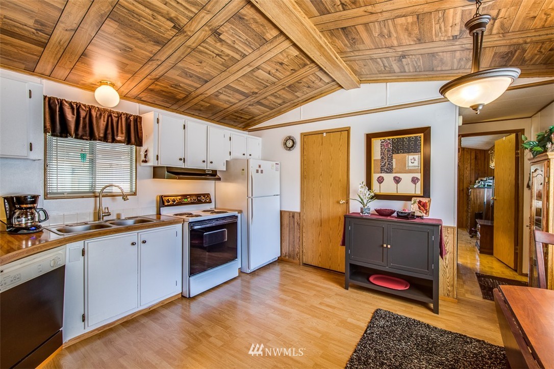 3724 Pine Road Northeast, Unit 16 Bremerton, WA 98310 - Photo 19 of 24 Gallery Image 19