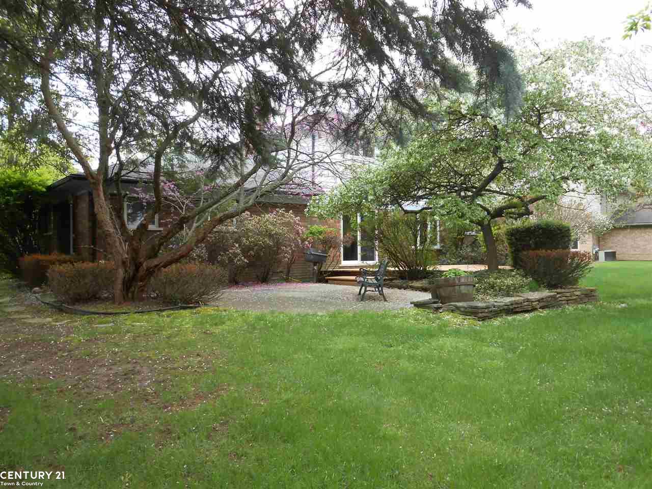 2408 Chalet Drive Rochester Hills, MI 48309 - Photo 45 of 49