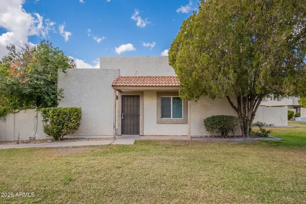 $2,000 | 6126 North 79th Street, Scottsdale, AZ 85250