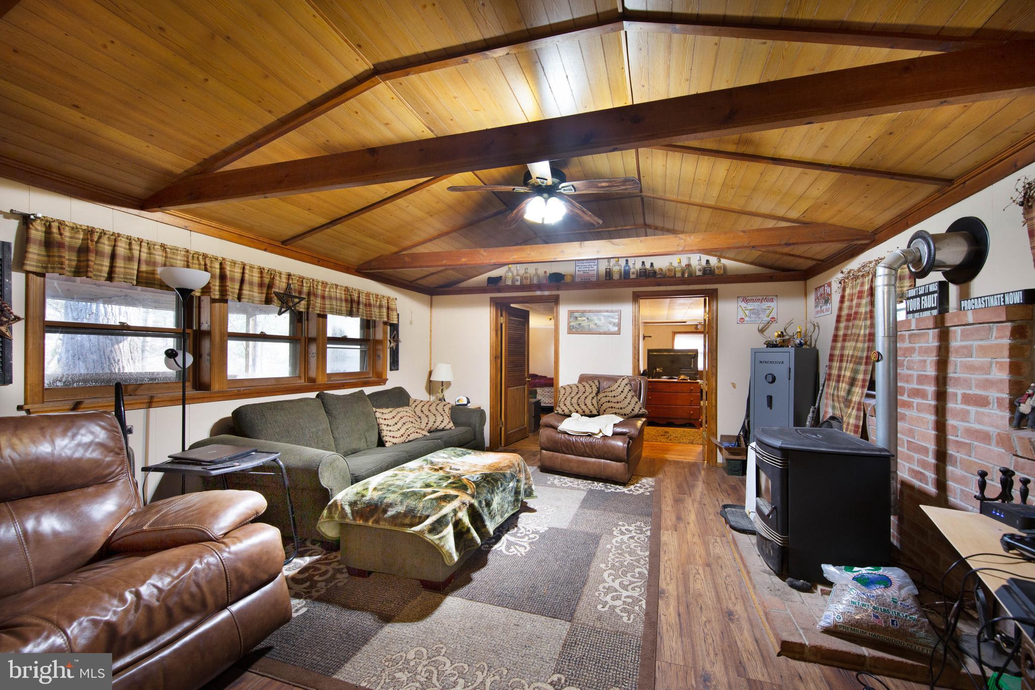 1014 Aubel Road Delta, PA 17314 - Photo 15 of 32 LIVING ROOM