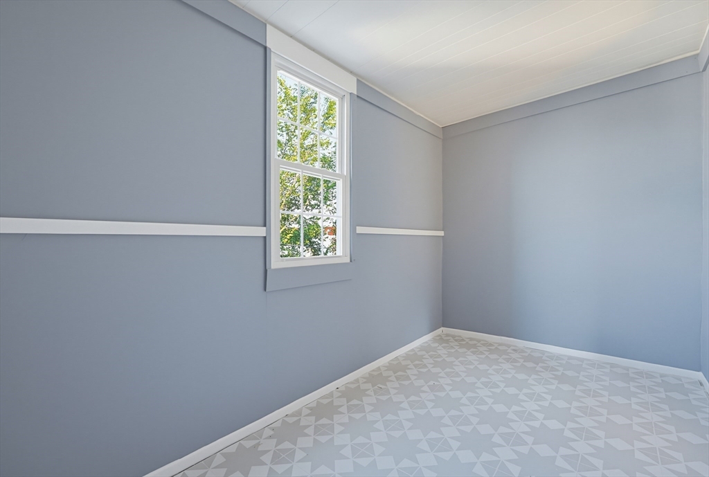 12 R Granite Street, Unit 1 Fitchburg, MA 01420 - Photo 19 of 20 Gallery Image 19