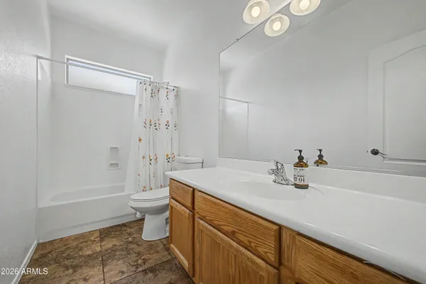 $555,000 | 885 East Kyle Court, Gilbert, AZ 85296