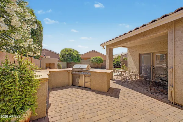 $555,000 | 885 East Kyle Court, Gilbert, AZ 85296
