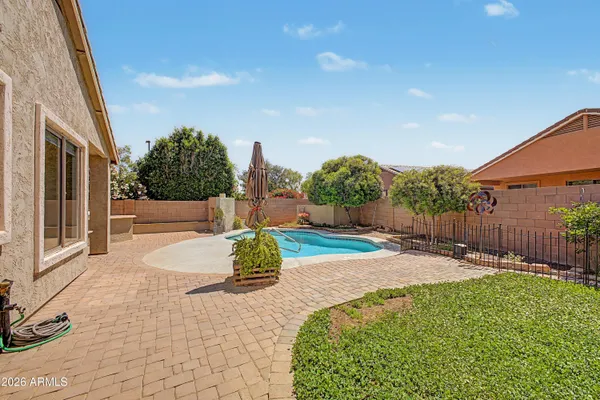 $555,000 | 885 East Kyle Court, Gilbert, AZ 85296