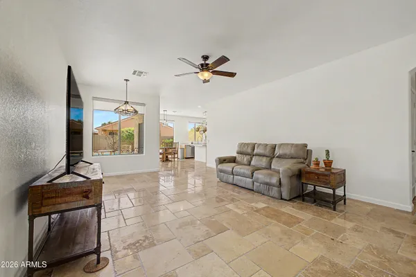 $555,000 | 885 East Kyle Court, Gilbert, AZ 85296