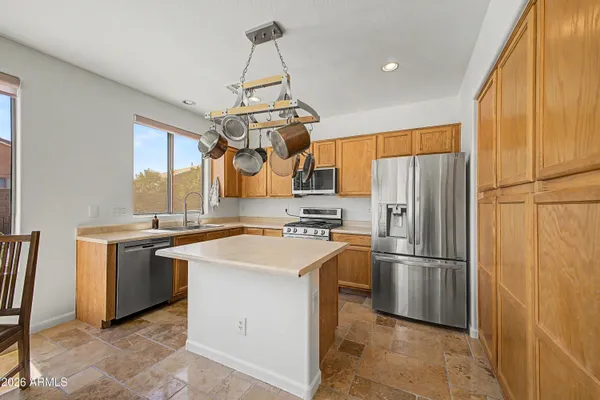 $555,000 | 885 East Kyle Court, Gilbert, AZ 85296