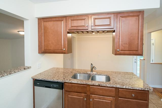 1127 Wendy Road Ann Arbor, MI 48103 - Photo 11 of 25 Photo 11