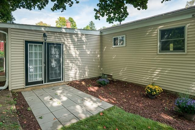1127 Wendy Road Ann Arbor, MI 48103 - Photo 4 of 25 Photo 4