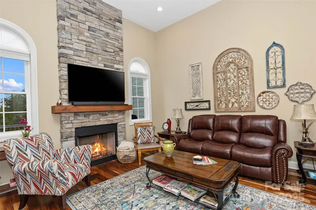 $775,000 | 735 Bills Mountain Trail, Lake Lure, NC 28746