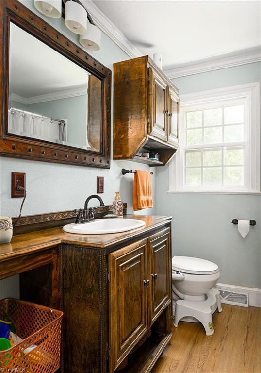 14 Paul Beck Road Lexington, NC 27292 - Photo 25 of 38 Bathroom on Main level