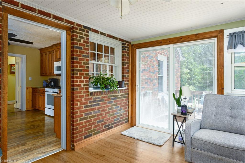 14 Paul Beck Road Lexington, NC 27292 - Photo 27 of 38 Sunroom- Main Level