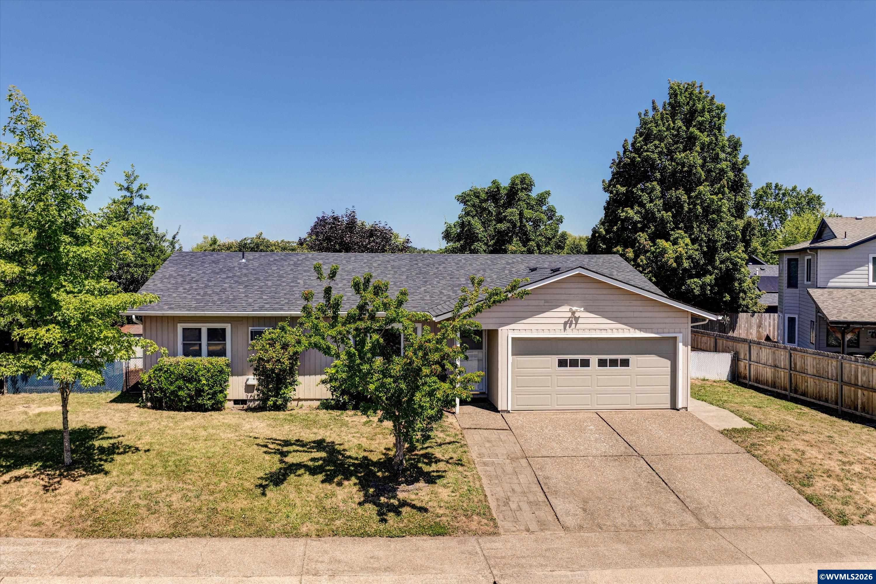 1719 Belmont Loop Southwest Albany, OR 97321 - Photo 1 of 40