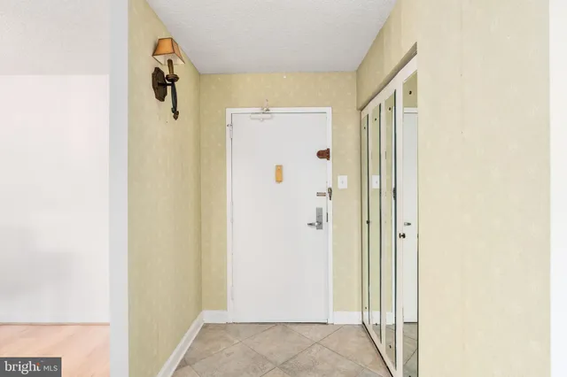 $345,000 | 5300 Holmes Run Parkway, Unit 506, Alexandria, VA 22304