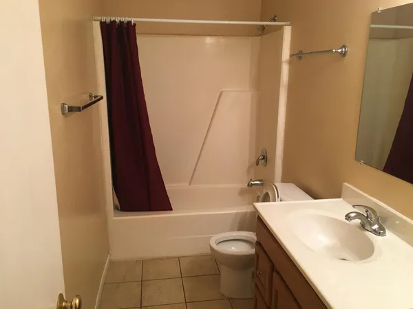 $795,000 | 896 Wescott Square, Eagan, MN 55123