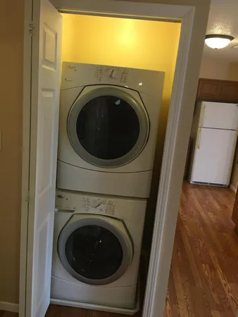 $795,000 | 896 Wescott Square, Eagan, MN 55123