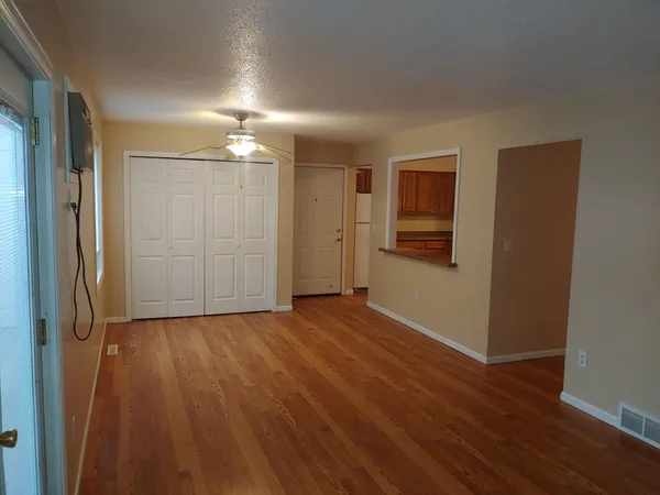 $795,000 | 896 Wescott Square, Eagan, MN 55123