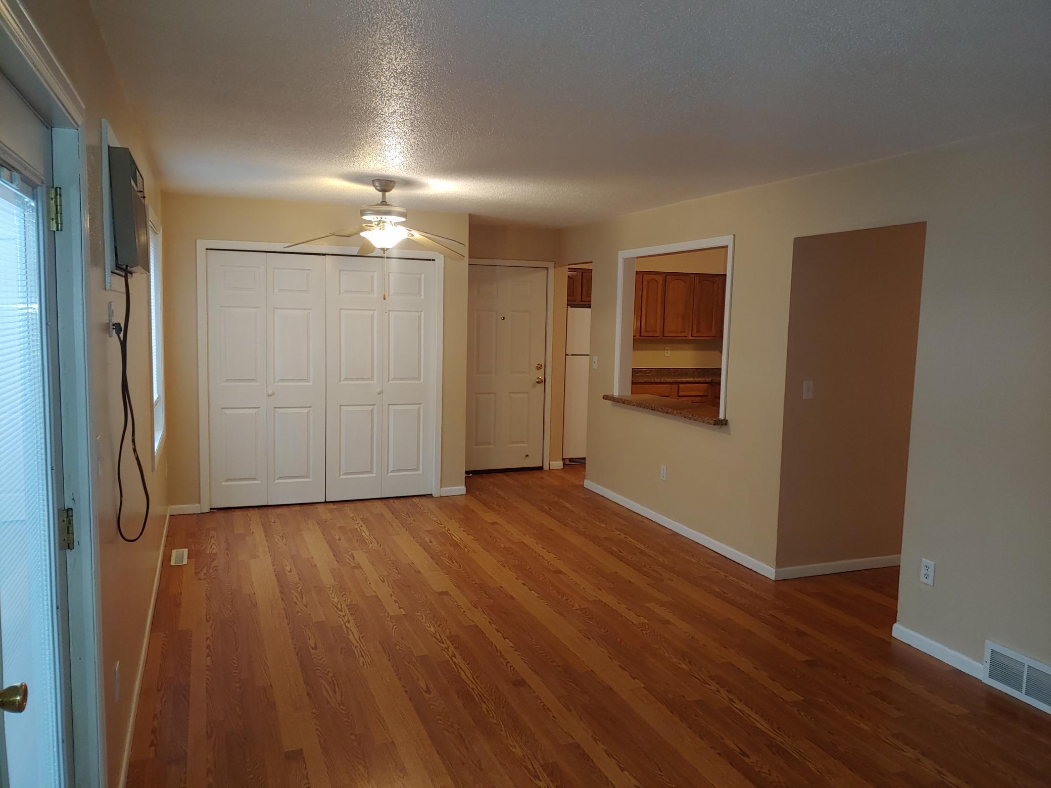 896 Wescott Square Eagan, MN 55123 - Photo 4 of 16