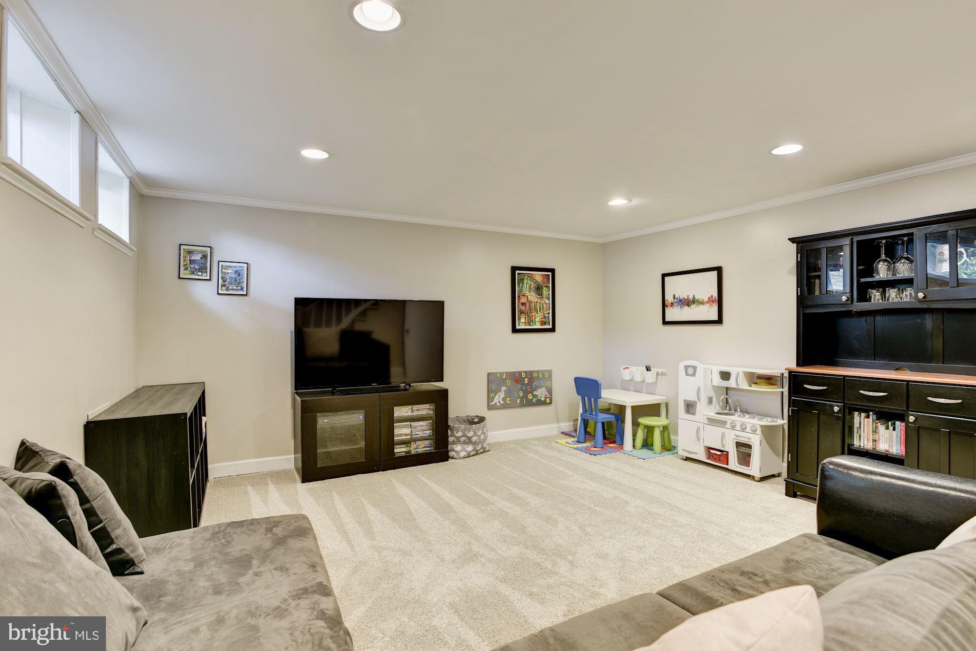 214 Blenheim Road Baltimore, MD 21212 - Photo 18 of 29 Recreation Room