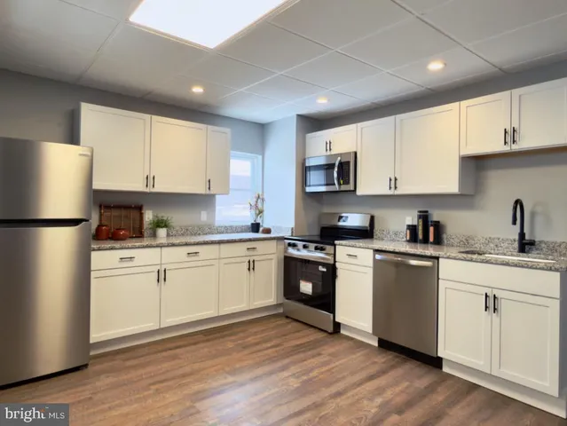 $324,900 | 4460 Horseshoe Pike, Honey Brook, PA 19344