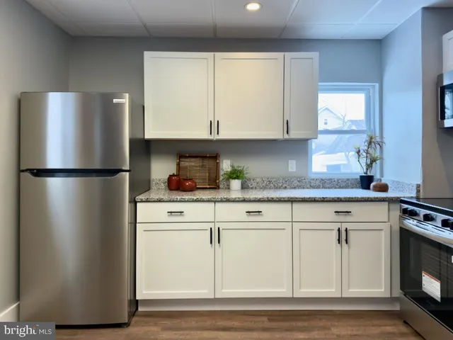 $324,900 | 4460 Horseshoe Pike, Honey Brook, PA 19344