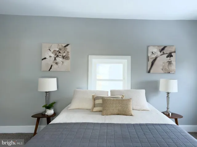 $324,900 | 4460 Horseshoe Pike, Honey Brook, PA 19344