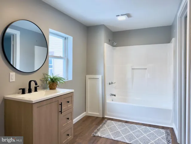 $324,900 | 4460 Horseshoe Pike, Honey Brook, PA 19344