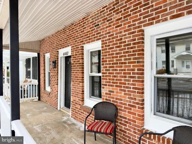 $324,900 | 4460 Horseshoe Pike, Honey Brook, PA 19344