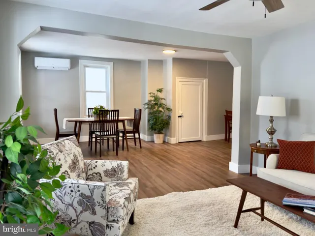 $324,900 | 4460 Horseshoe Pike, Honey Brook, PA 19344