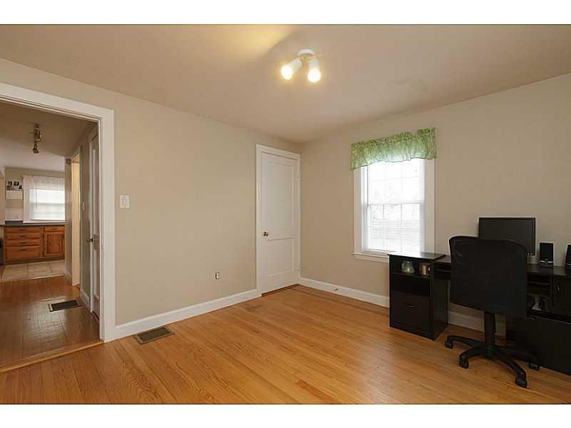 39 Torrey Street Portland, ME 04103 - Photo 12 of 32 Bedroom. 1st floor bedroom currently...