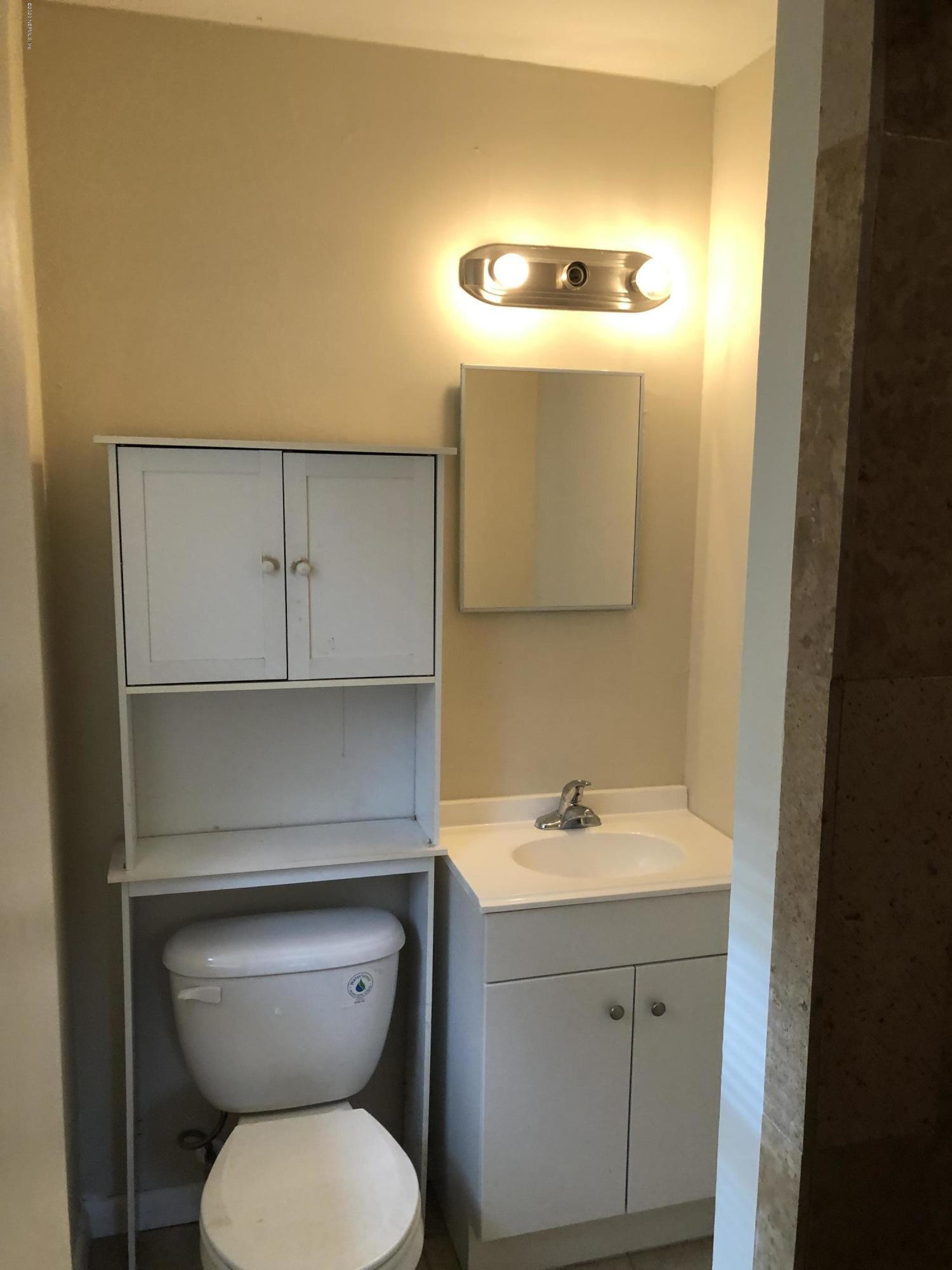 7318 Strato Road Jacksonville, FL 32210 - Photo 12 of 14 Master Bath