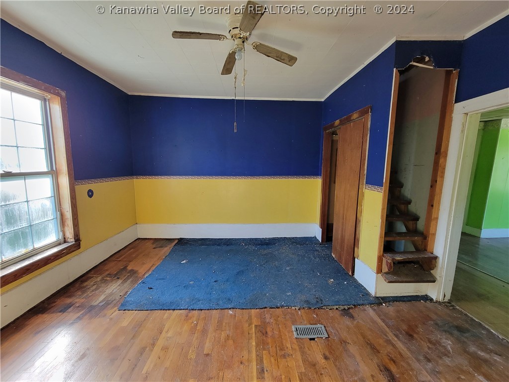 313 Dunloup Creek Road Mount Hope, WV 25880 - Photo 8 of 12 Gallery Image 8