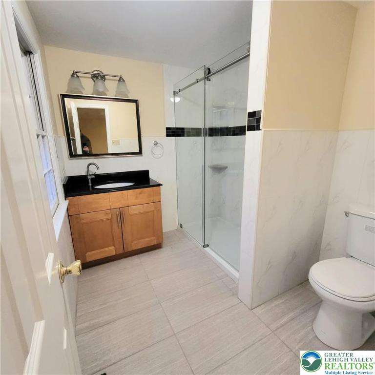 1081 Barnside Road Allentown, PA 18103 - Photo 15 of 25