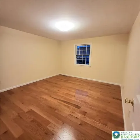 $2,400 | 1081 Barnside Road, Allentown, PA 18103