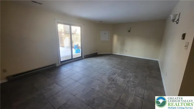 $2,400 | 1081 Barnside Road, Allentown, PA 18103