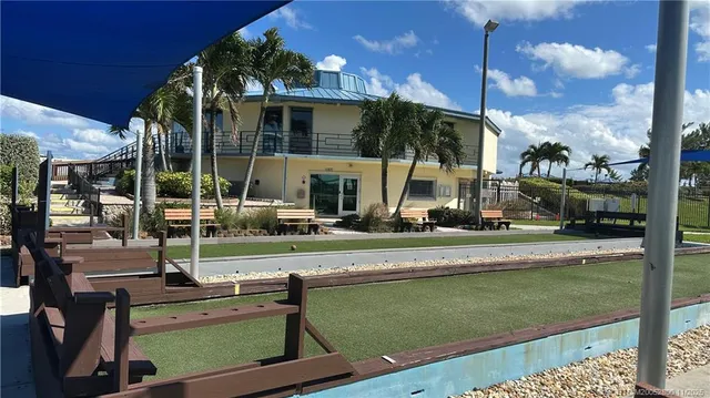 $169,900 | 10725 South Ocean Drive, Unit 215, Jensen Beach, FL 34957