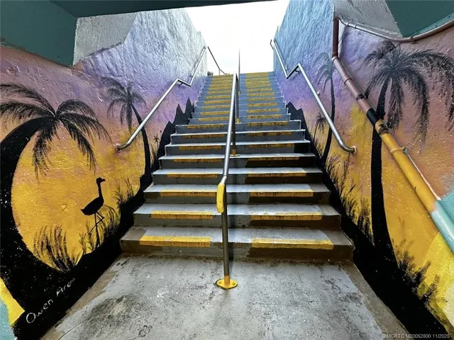 $169,900 | 10725 South Ocean Drive, Unit 215, Jensen Beach, FL 34957