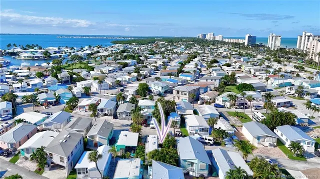 $169,900 | 10725 South Ocean Drive, Unit 215, Jensen Beach, FL 34957