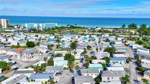 $169,900 | 10725 South Ocean Drive, Unit 215, Jensen Beach, FL 34957