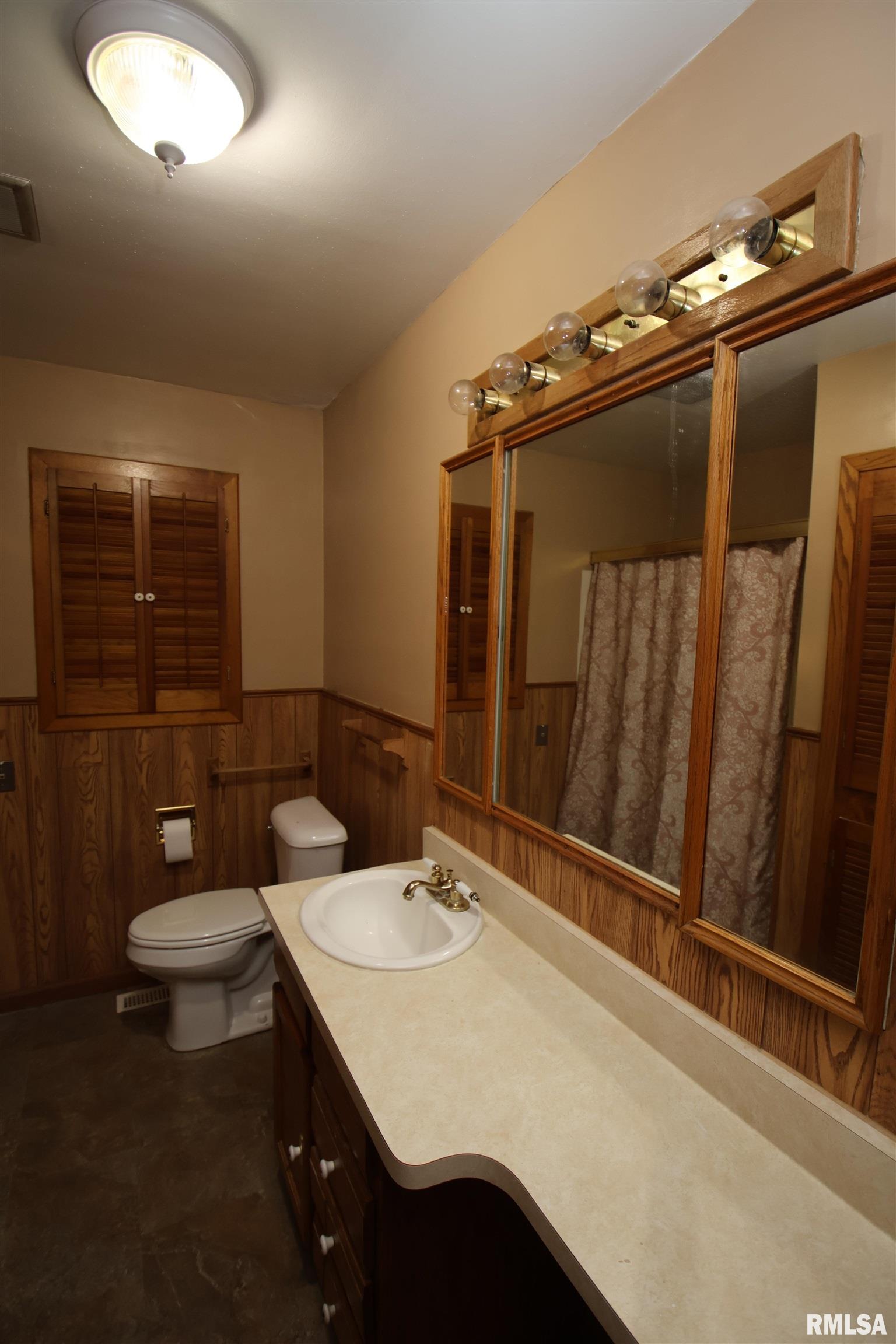 608 West Shoshone Road Peoria, IL 61614 - Photo 26 of 34 Gallery Image 26