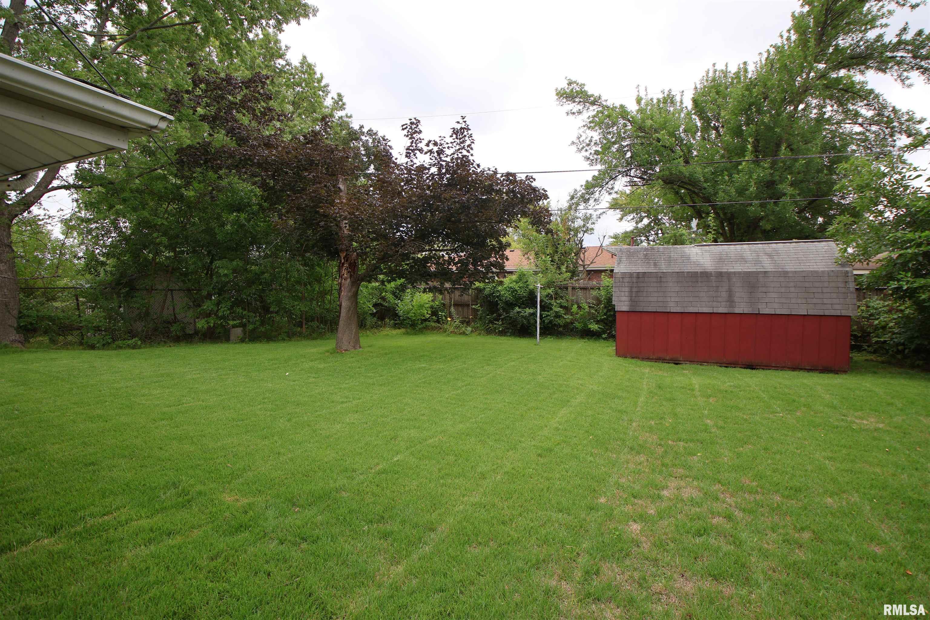608 West Shoshone Road Peoria, IL 61614 - Photo 32 of 34 Gallery Image 32