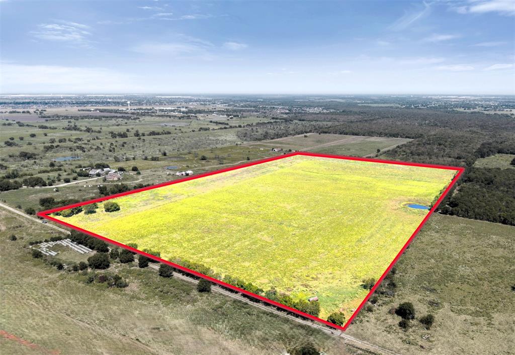 0 Cr 262 Crandall Tx 75114 Terrell, TX 75160 - Photo 5 of 13 an aerial view of beach and ocean