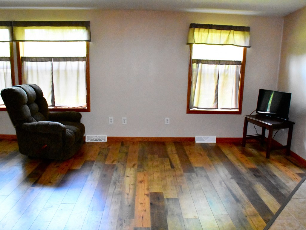 12186 McCarthy Road Meadville, PA 16335 - Photo 11 of 25 Gallery Image 11